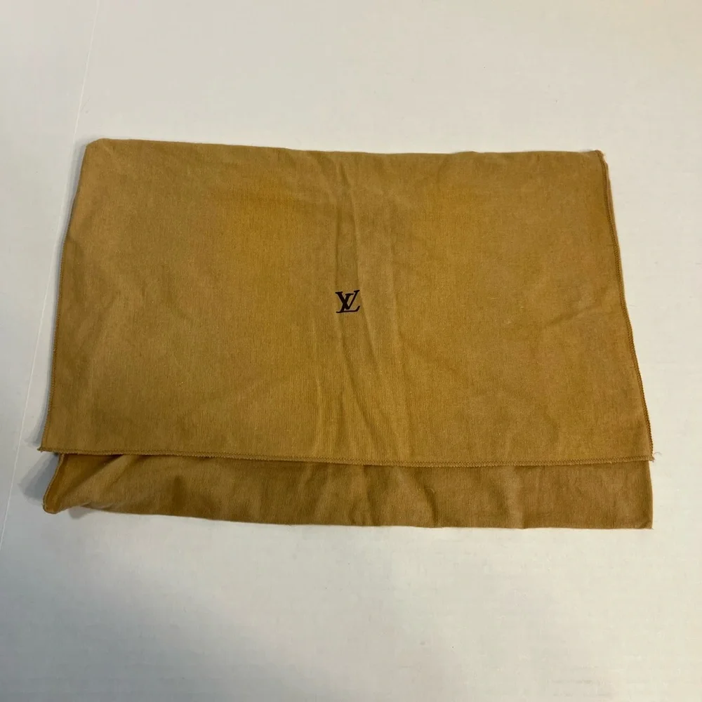 Louis Vuitton dust‎ bag 18 x 13